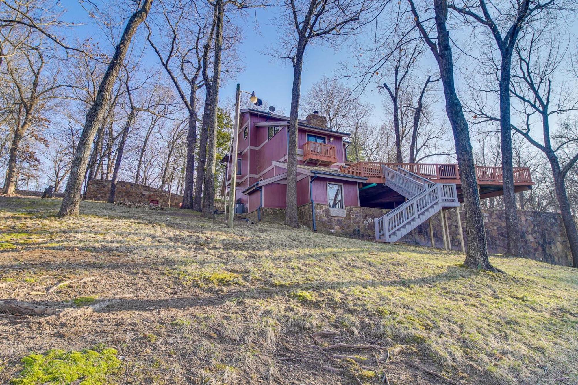 Pelican Point Retreat Afton Home With Lake Views! Exterior photo